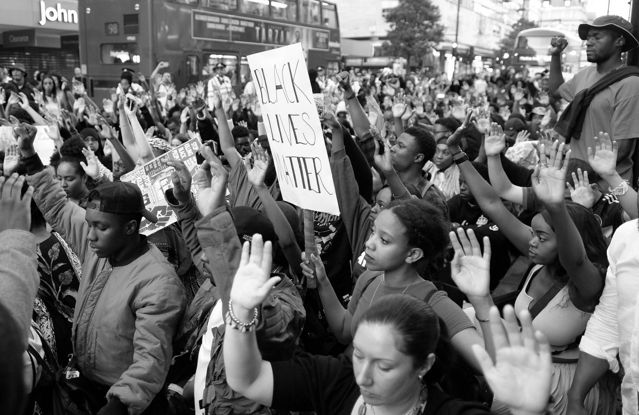 What Is #BlackLivesMatter And Why Has It Come To The UK? | EachOther