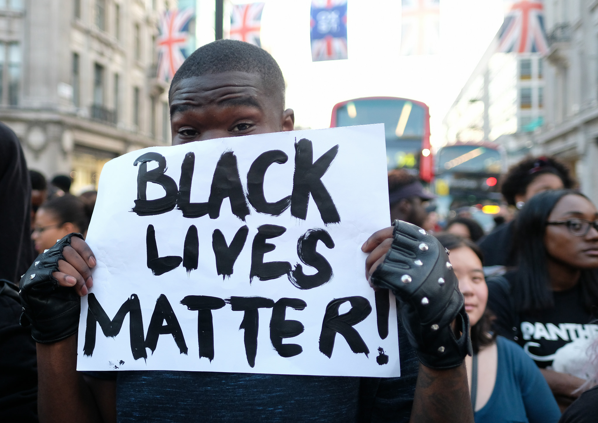 Black living matter перевод